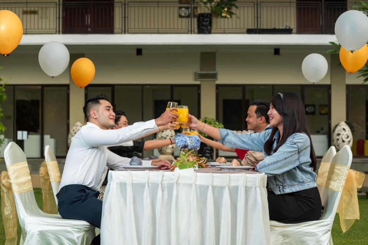 Nava Hotel Tawangmangu Εξωτερικό φωτογραφία