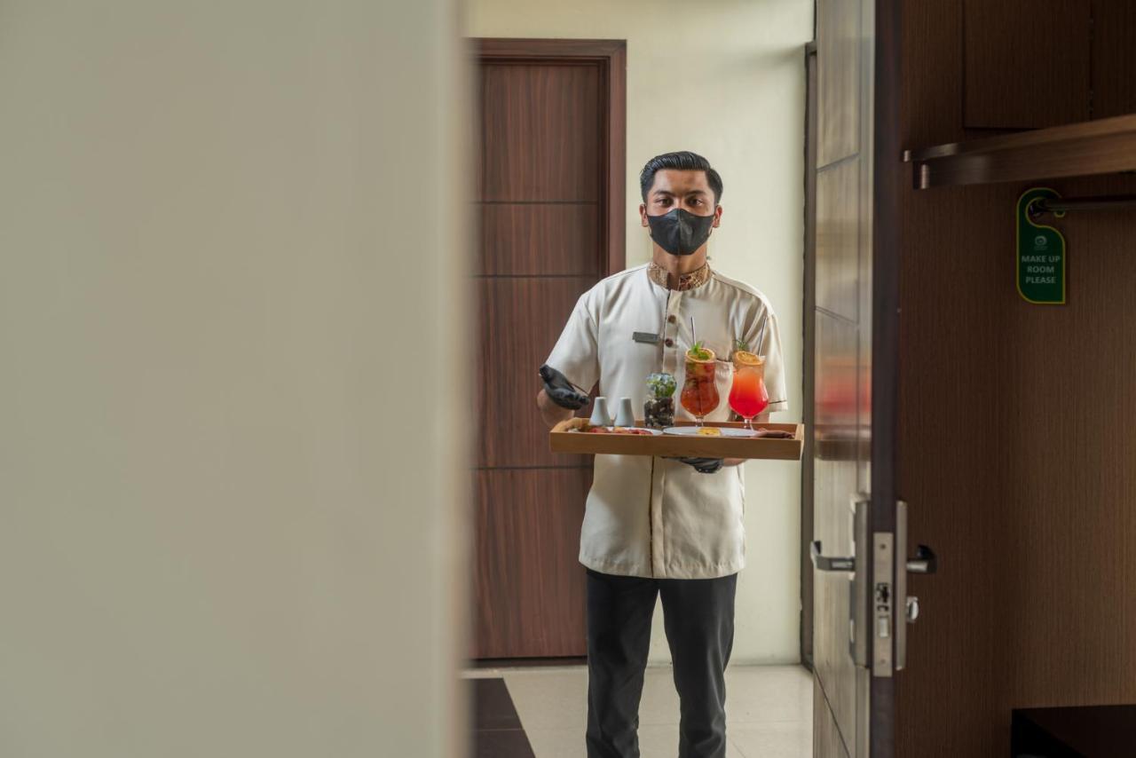 Nava Hotel Tawangmangu Εξωτερικό φωτογραφία