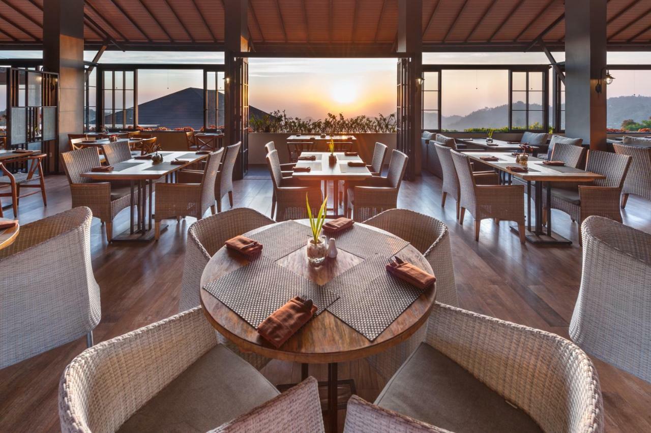 Nava Hotel Tawangmangu Εξωτερικό φωτογραφία
