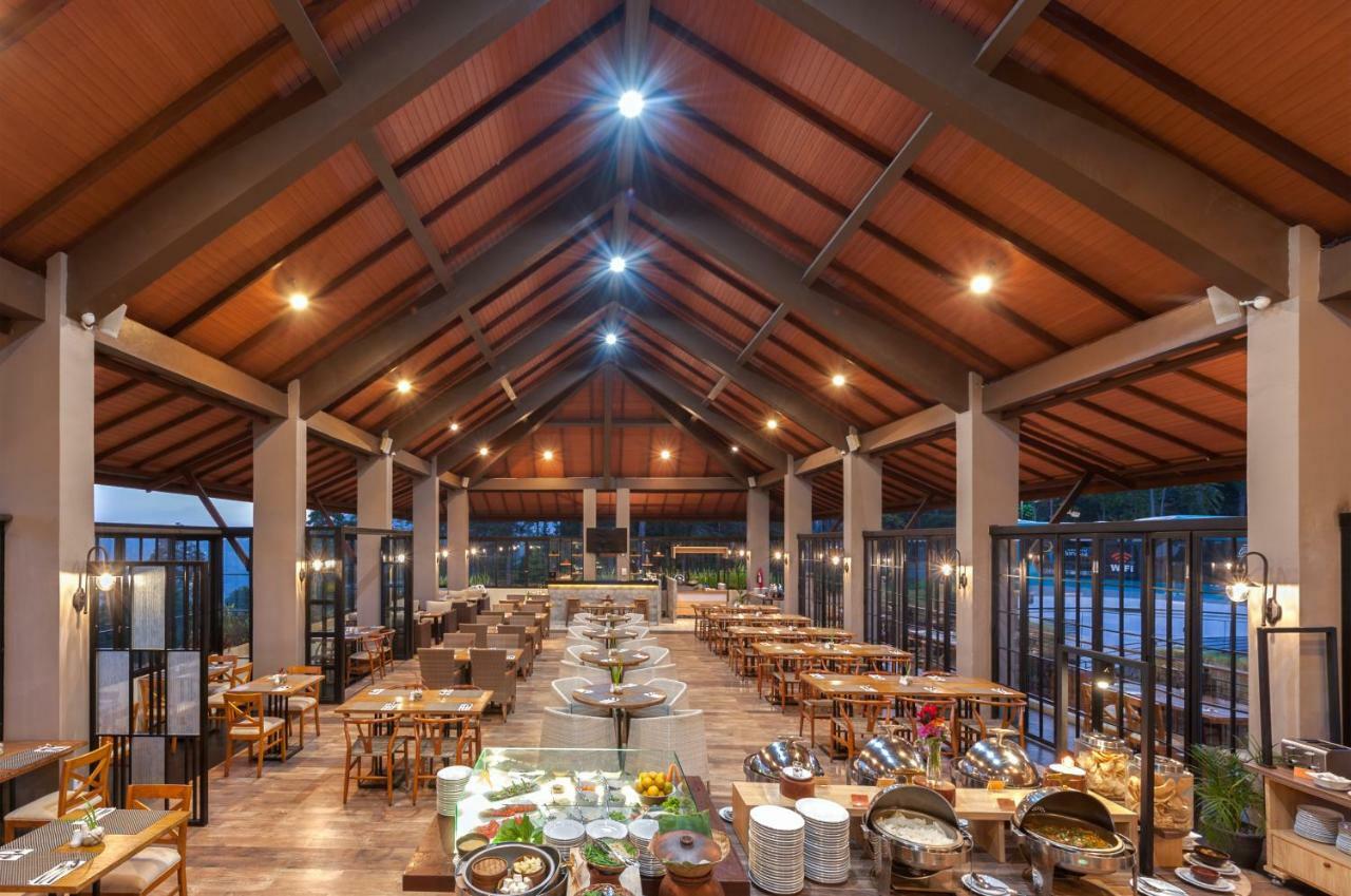 Nava Hotel Tawangmangu Εξωτερικό φωτογραφία