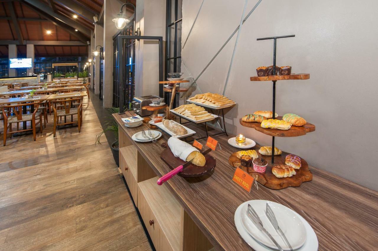 Nava Hotel Tawangmangu Εξωτερικό φωτογραφία